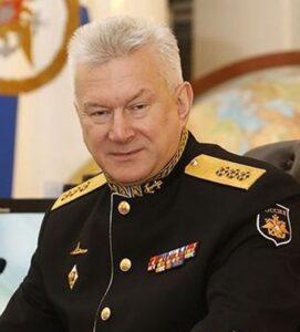 Главнокомандующий Военно-Морским Флотом адмирал Н. Евменов