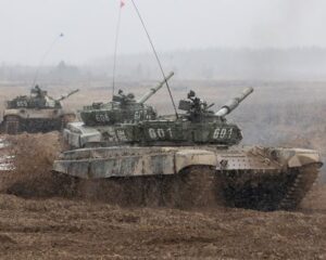 Всемерно укрепляя взаимодействие и партнёрство.
