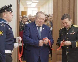 Передавая ценные знания и прививая любовь к морю