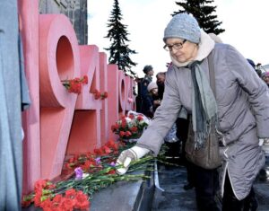 Слава тех лет никогда не померкнет.