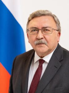 Михаил УЛЬЯНОВ.