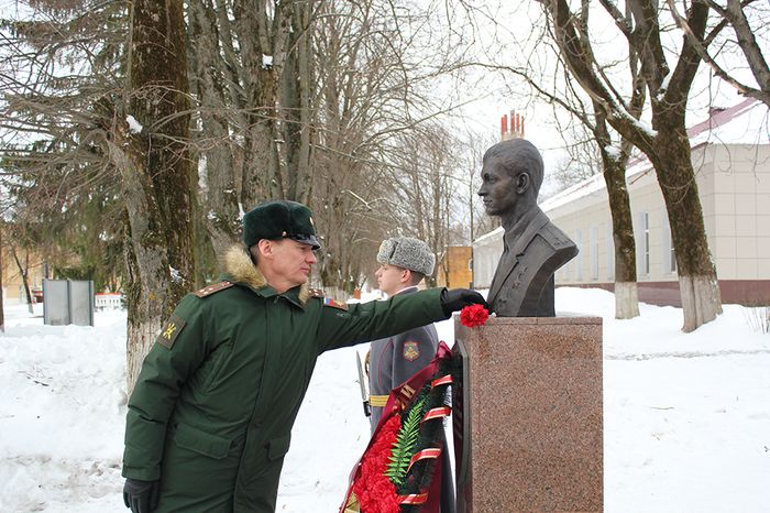 В яркой напряжённой борьбе