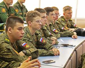 Курсанты Военного учебного центра при Российском государственном университете правосудия.