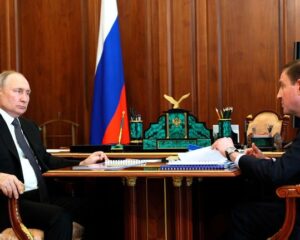 Обеспечить равные условия для всех, кто с оружием в руках борется за Россию.