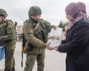 Российские военнослужащие оказали помощь жителям провинции Идлиб.