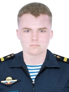 Гвардии младший сержант Никита БЕЛОВ.
