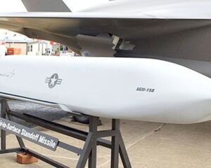 США Флот увеличивает закупки ракет.