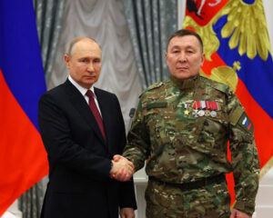 Они сражаются за Родину, за Россию.