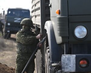 В полевых условиях. И днём, и ночью…