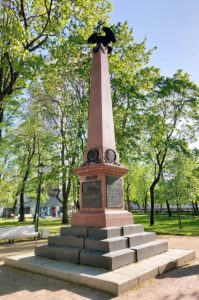 Памятник «Героям броненосца «Император Александр III», установленный в сквере у Николо-Богоявленского морского собора в Санкт-Петербурге.