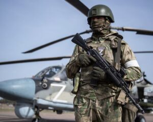 Есть в жизни благородное призвание – героем быть