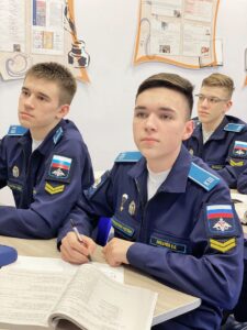 Из кадета – в курсанта академии