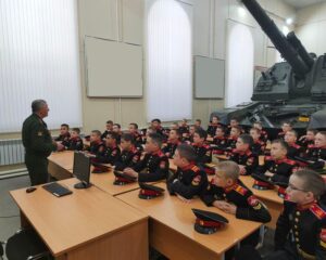 Воспитание на достойном примере
