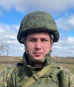 Старший лейтенант  Михаил АВДОНИН.