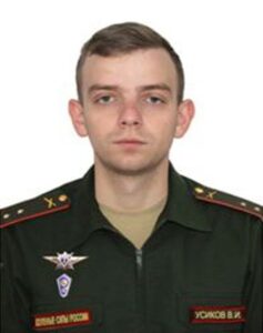 Прапорщик Владислав УСИКОВ.