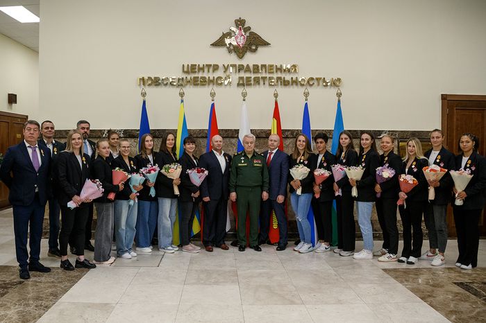 Золотые награды в год векового юбилея