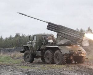 Обороняясь, создаём предпосылки для продвижения вперёд.