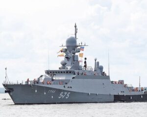 Мили боевого мастерства и профессионализма.