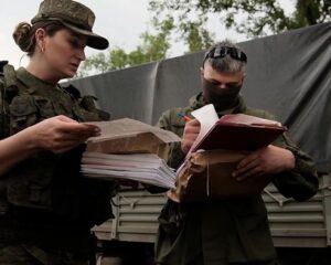 Письмо согревает душу солдата.