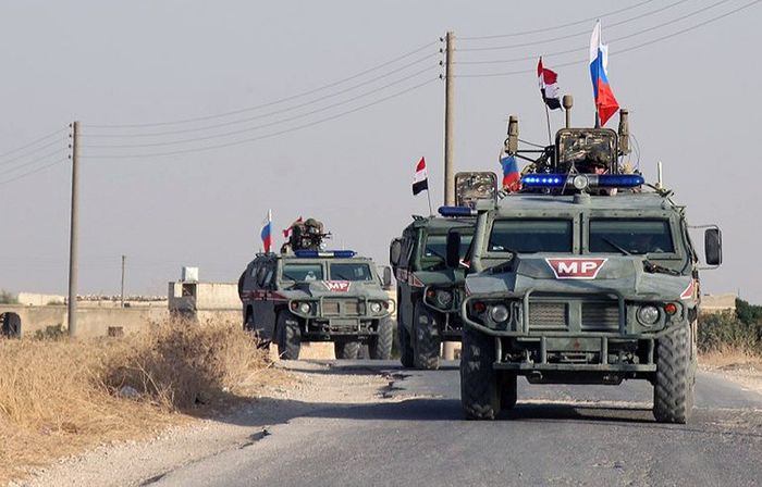 Российская военная полиция обеспечивает безопасность на севере Сирии