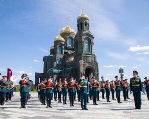 Все дороги ведут к «Спасской башне»