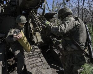 У подвигов одни истоки вековые – мужество и честь