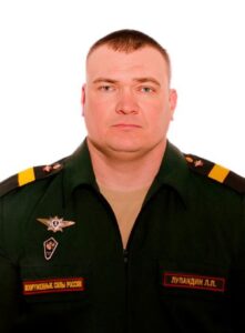 Старший сержант Леонид ЛУПАНДИН.