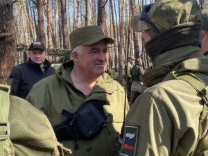 К людям в погонах костромичи относятся  с гордостью и почитанием!