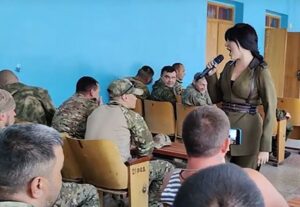 С концертами – к героям нашего времени 