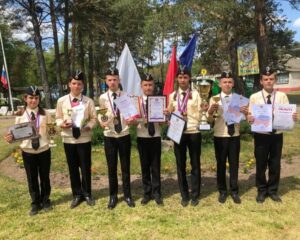 Бойцы «Зарницы» и «Орлёнка» берут высоты нового времени.
