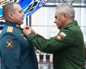 Они защищают суверенитет и безопасность нашей Родины на линии огня.