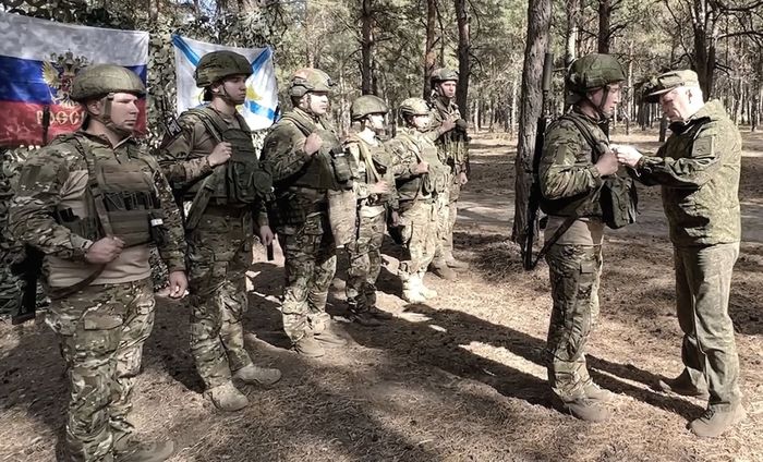 На таких, как вы, держится Россия!