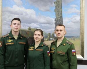 Лейтенанты обживают Козельск.