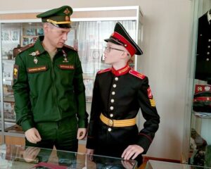 Победить там, где жизни вроде места уже нет.