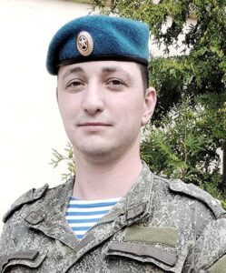 Гвардии подполковник Арсений Исаев.
