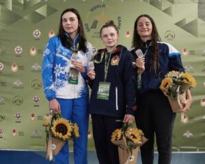 Повелительница водных дорожек.