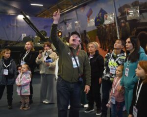 Билеты только для СВОих