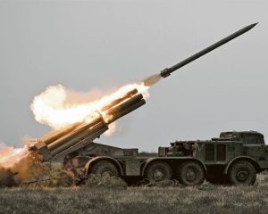 Уверенно выполняем боевые задачи.