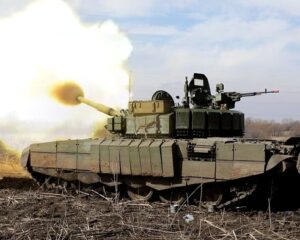 Высокоточным огнём не оставляем противнику шансов
