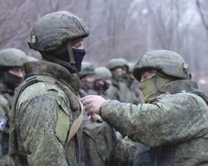 За здоровье раненых