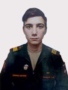 Старший сержант Леонид ТИМШИН.