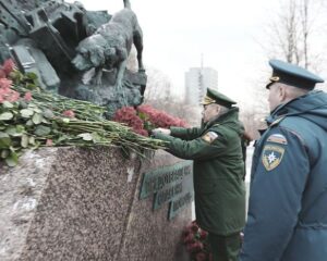 Память живёт в сердцах.