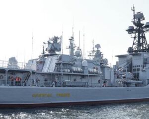 Новый год моряки встретят дома