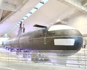 Легендарная К-3 открыла свои отсеки