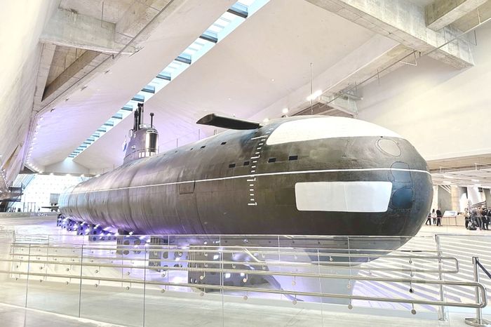 Легендарная К-3 открыла свои отсеки