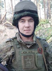 Рядовой Аркадий АПТРАЕВ.