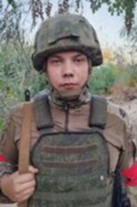 Гвардии рядовой Андрей Ушаков.