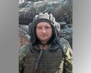 Гвардии рядовой Андрей ГРИДНЕВ.