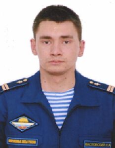 Гвардии младший сержант Никита МАСЛОВСКИЙ.