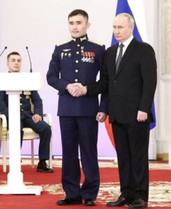 С подполковником Дашибалом Мункожаргаловым.